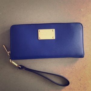 Michael Kors wristlet